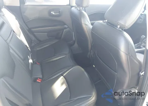 2019 Jeep Compass Latitude 4X4 from USA, damaged, VIN 3C4NJDBB2KT713576